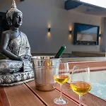 Mato Luxury Sarandë