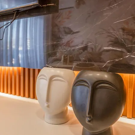 Mato Luxury * Sarandë