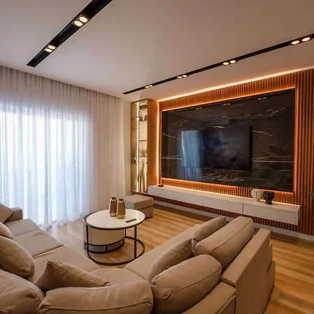 Mato Luxury * Sarandë