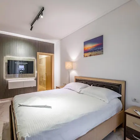 Mato Luxury * Sarandë