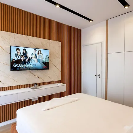 Mato Luxury * Sarandë