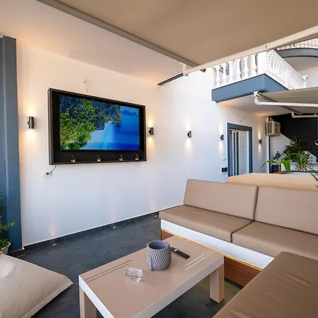 Mato Luxury Sarandë