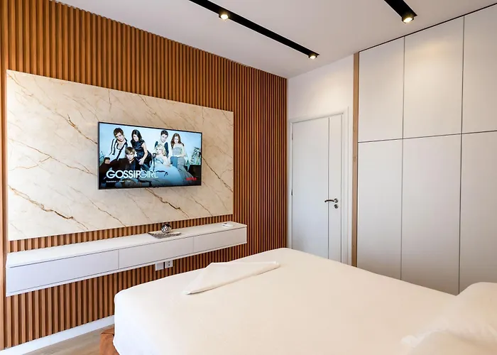 Mato Luxury * Saranda